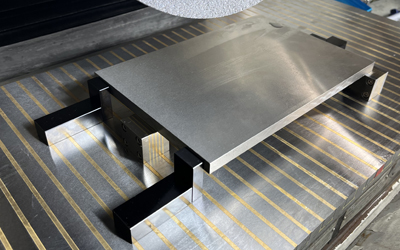 チャックブロック3点配置